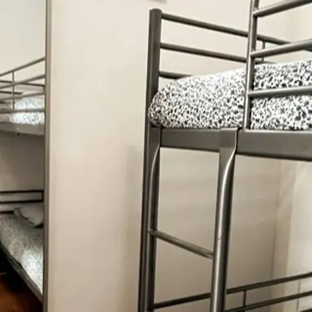 Helena House 度假居 *